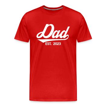 Papa est. 2023, Papa en devenir, Annonce de grossesse - T-shirt bio Premium Homme - rouge - Devant - Damien (186cm)