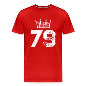 79 Zahl Krone - Männer Premium Bio T-Shirt - Rot - Vorne - Damien (186cm)