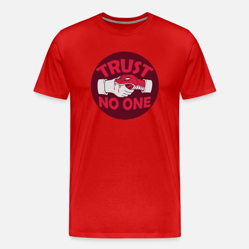 trust no one Zitat - Männer Premium Bio T-Shirt - Rot