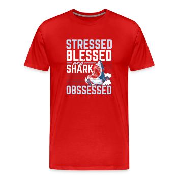 Gestresst, gesegnet und von Haien besessen Meeresb - Männer Premium Bio T-Shirt - Rot - Vorne - Damien (186cm)