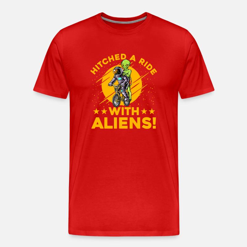 Hitched a Ride with Aliens - Männer Premium Bio T-Shirt - Rot