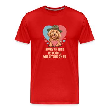 Désolé d’être en retard, mon doodle était assis sur moi - T-shirt bio Premium Homme - rouge - Devant - Damien (186cm)