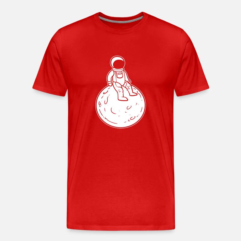 Astronaut sitzt - Männer Premium Bio T-Shirt - Rot