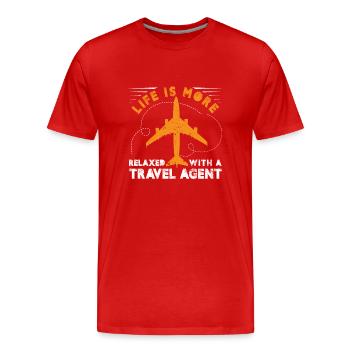 La vie est plus détendue avec des vacances d’agent de voyage - T-shirt bio Premium Homme - rouge - Devant - Damien (186cm)