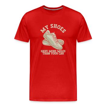 My shoes have more miles than your car - Men's Premium Organic T-Shirt - red - Front - Damien (186cm)