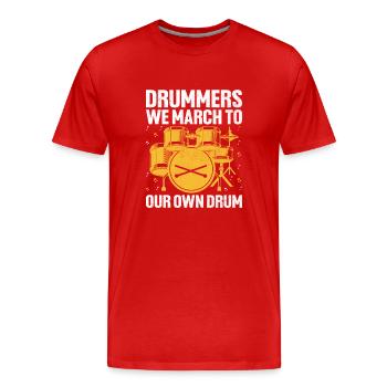 Tambours Nous Marchons À Notre Propre Tambour Tambour Tambour Tambour - T-shirt bio Premium Homme - rouge - Devant - Damien (186cm)