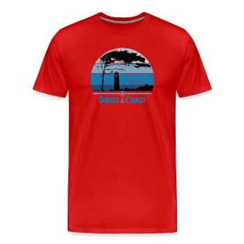 Darss Coast with windbreaker and lighthouse - Men's Premium Organic T-Shirt - red - Front - Damien (186cm)