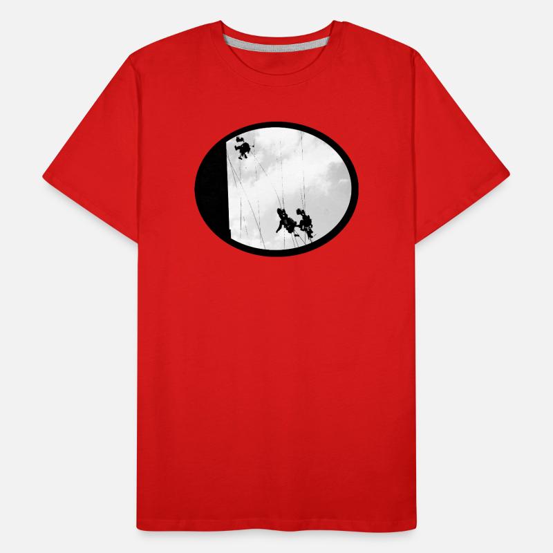 Window cleaner at lofty heights Men's Premium Organic T-Shirt