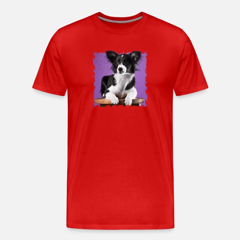 Hund sitzt auf Hocker - Männer Premium Bio T-Shirt - Rot