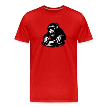 Wild DJ monkey on vinyl turntable - Men's Premium Organic T-Shirt - red - Front - Damien (186cm)