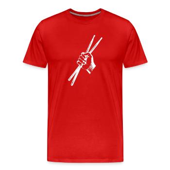 Deux baguettes de tambour Baguettes de tambour dans une main forte - T-shirt bio Premium Homme - rouge - Devant - Damien (186cm)