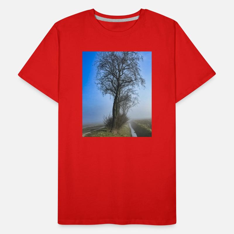 Arbre solitaire dans la brume du matin T-shirt bio Premium Homme