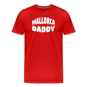 Mallorca Daddy - Men's Premium Organic T-Shirt - red - Front - Damien (186cm)