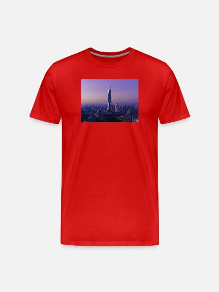 Dämmerungs-Skyline mit Turmspitze - Men's Premium Organic T-Shirt - red