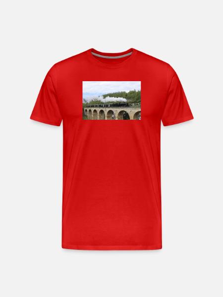 SBB locomotive on viaduct - Men's Premium Organic T-Shirt - red