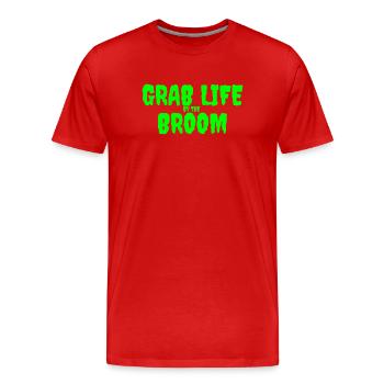 Schnapp dir das Leben vom Besen Grafikdesign - Männer Premium Bio T-Shirt - Rot - Vorne - Damien (186cm)
