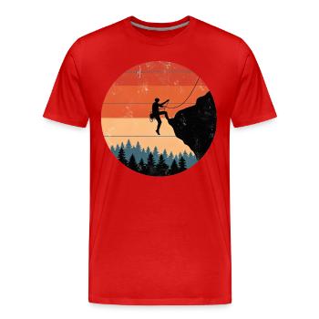 Un alpiniste gravit la montagne en haut de la forêt - T-shirt bio Premium Homme - rouge - Devant - Damien (186cm)