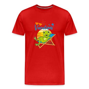 Happy little frog se détend sur la chaise longue - T-shirt bio Premium Homme - rouge - Devant - Damien (186cm)
