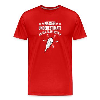 Never Underestimate Rakete - Männer Premium Bio T-Shirt - Rot - Vorne - Damien (186cm)