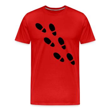 Spuren - Füße - Männer Premium Bio T-Shirt - Rot - Vorne - Damien (186cm)