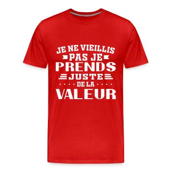 Ich werde nicht alt, ich steigere nur meinen Wert - Männer Premium Bio T-Shirt - Rot - Vorne - Damien (186cm)