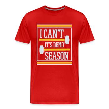 C’est la saison des démos Maison des experts en rénovation domiciliaire - T-shirt bio Premium Homme - rouge - Devant - Damien (186cm)