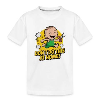 Humorvolles Kleinkind, das mit Scherendesign rennt - Kinder Premium Bio T-Shirt - Weiß - Vorne