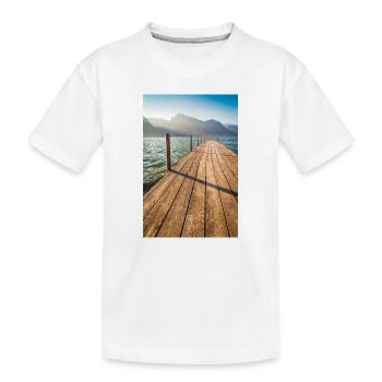 Holzsteg am Bergsee im Sonnenlicht - Kinder Premium Bio T-Shirt - Weiß - Vorne