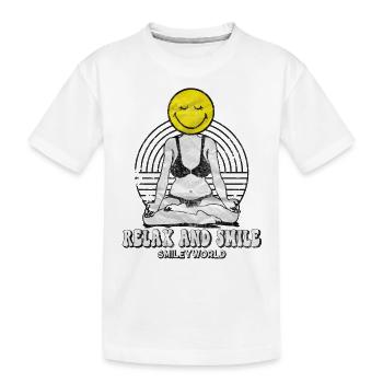 Smiley while relaxing with yoga in the lotus position - Kids' Premium Organic T-Shirt - white - Front