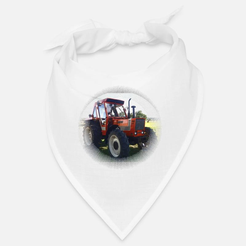 Roter Traktor Feldlandschaft Bandana
