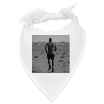 Einsamer Läufer in Wüstenlandschaft - Bandana - Weiß - Vorne