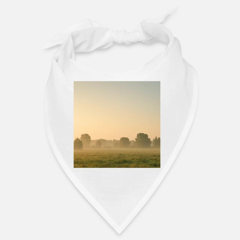 Brouillard matinal sur la prairie dorée Bandana
