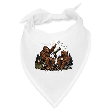 Bär und Bigfoot beobachten Sterne – Outdoor - Bandana - Weiß - Vorne