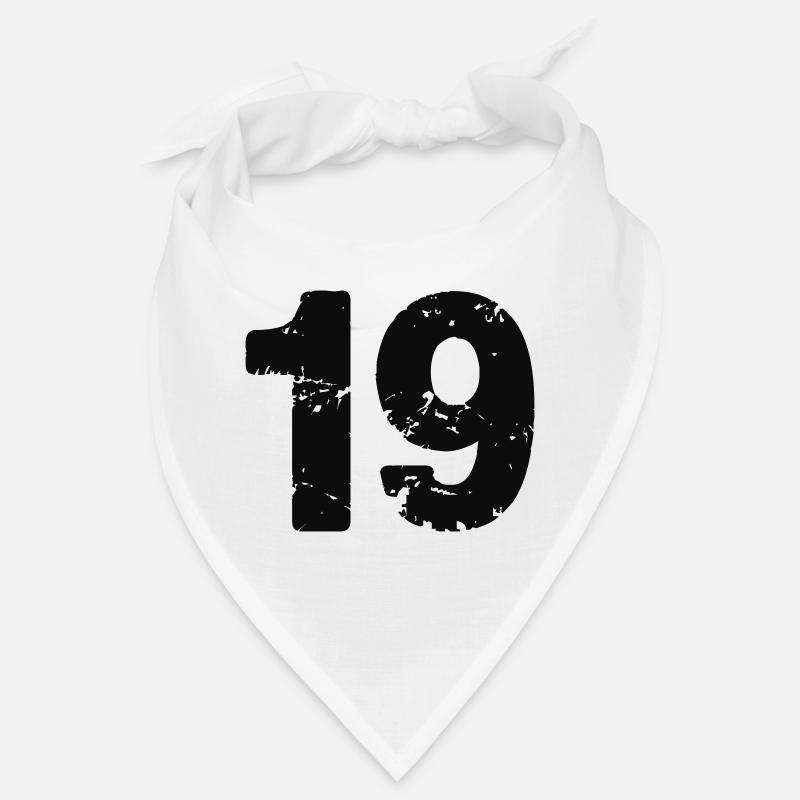 19 Bandana