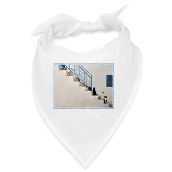 Viele Katzen auf weisser Treppe in Griechenland - Bandana - Weiß - Vorne