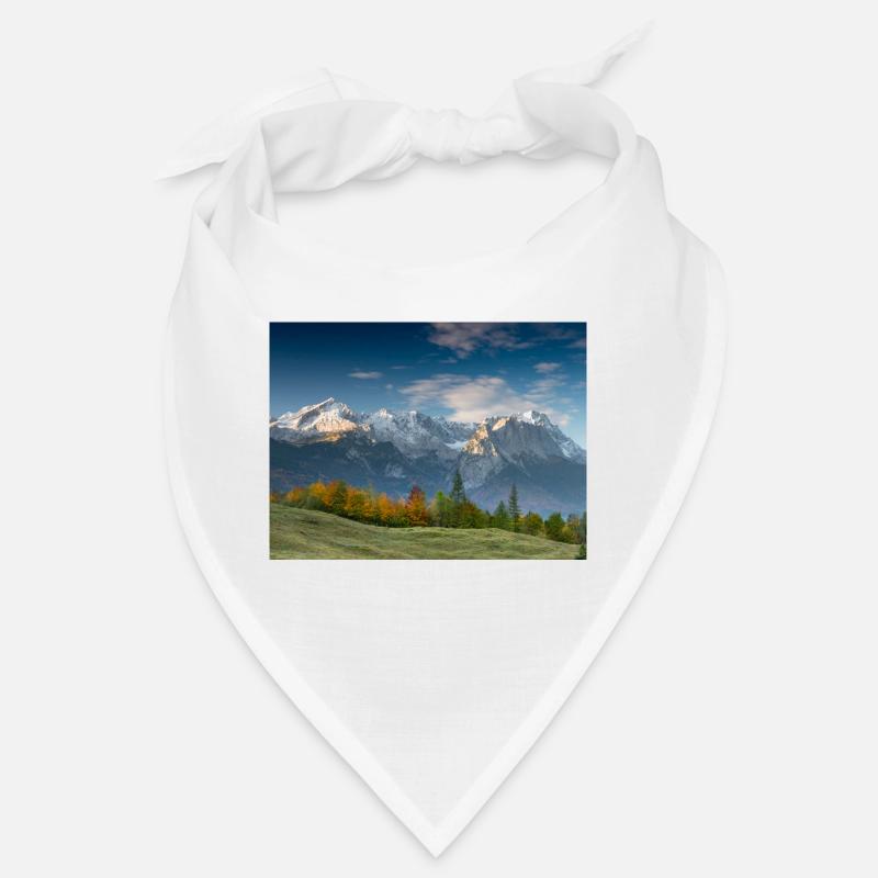 Herbststimmung unterhalb der Zugspitze - Bandana - Weiß