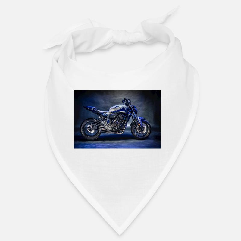 MT07 - Studio Shot - Bandana - blanc