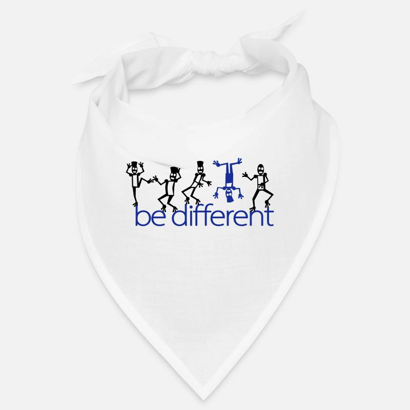 be different (2c) Bandana