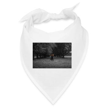 Silhouettenförmiges Kürbispaar Unter Baumkronen - Bandana - Weiß - Vorne