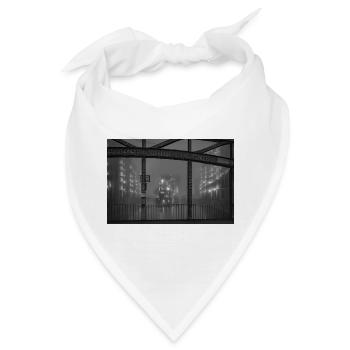 Wasserschloss im Nebel - Bandana - Weiß - Vorne