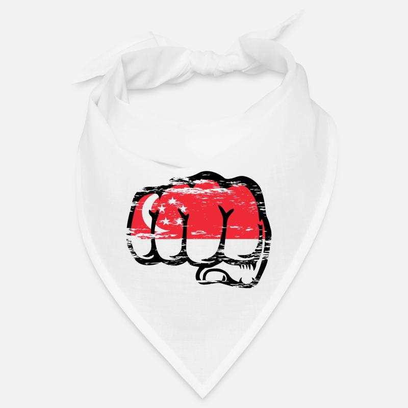 Le drapeau de Singapour est utilisé à la main Bandana