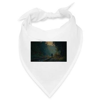 Epische Szene in der Nähe der Bahngleise - Bandana - Weiß - Vorne