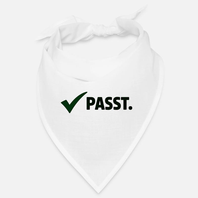Passt. Minimal Meme Statement T-Shirt Bandana