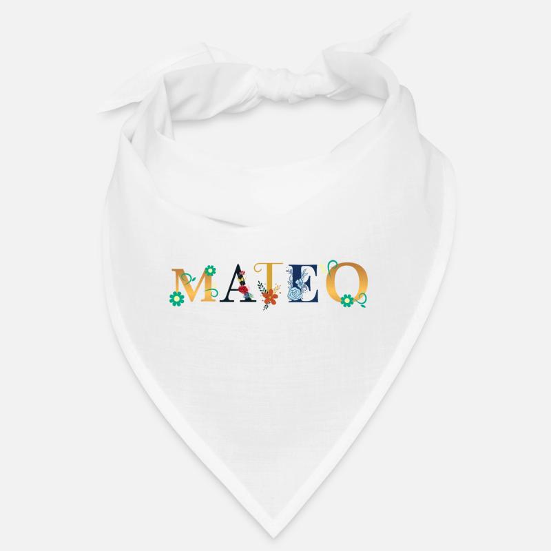 Le nom MATEO est décoré de fleurs Bandana