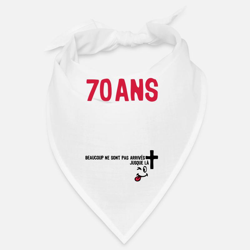 70 ans anniversaire tombe arrive Bandana
