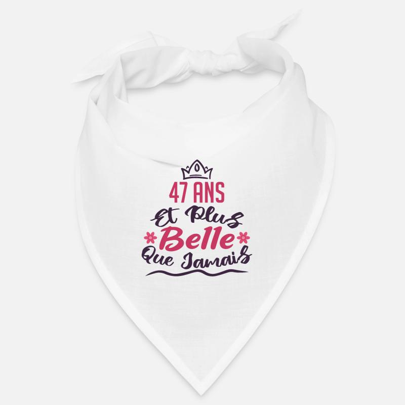 47 ans et plus belle que jamais Bandana