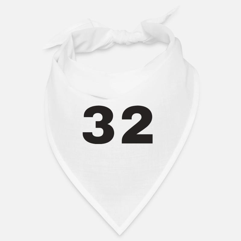 32 Bandana