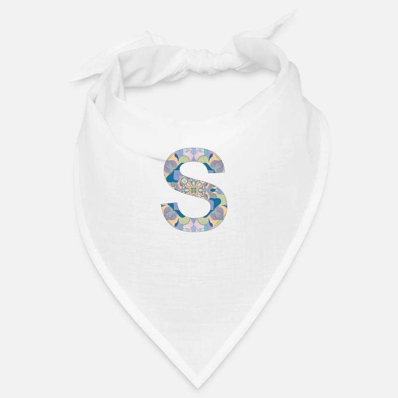 Buchstabe S im Mandala Bandana