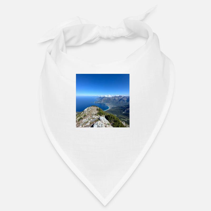 wunderschöne Küstenlandschaft Bandana