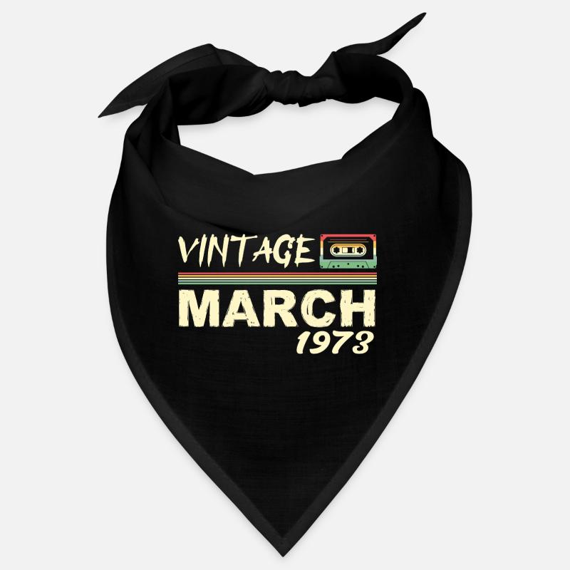 März 1973 - März 1973 Bandana